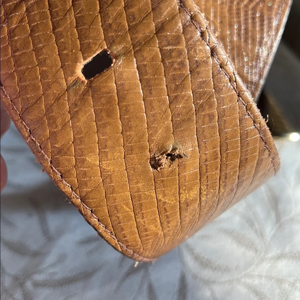 Pearl Genuine 2”x33”Leather Belt w/Crocodile pattern & Gold Buckle Accent size S